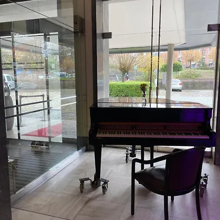 Strandlust Vegesack 4* بريمين